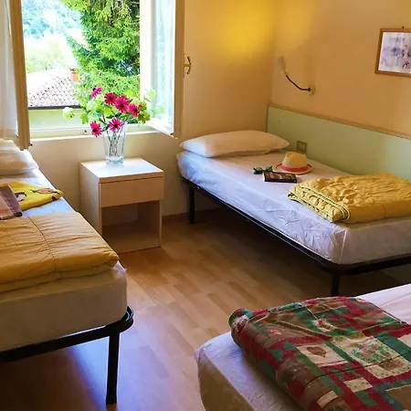 Apartment- Maria Crone